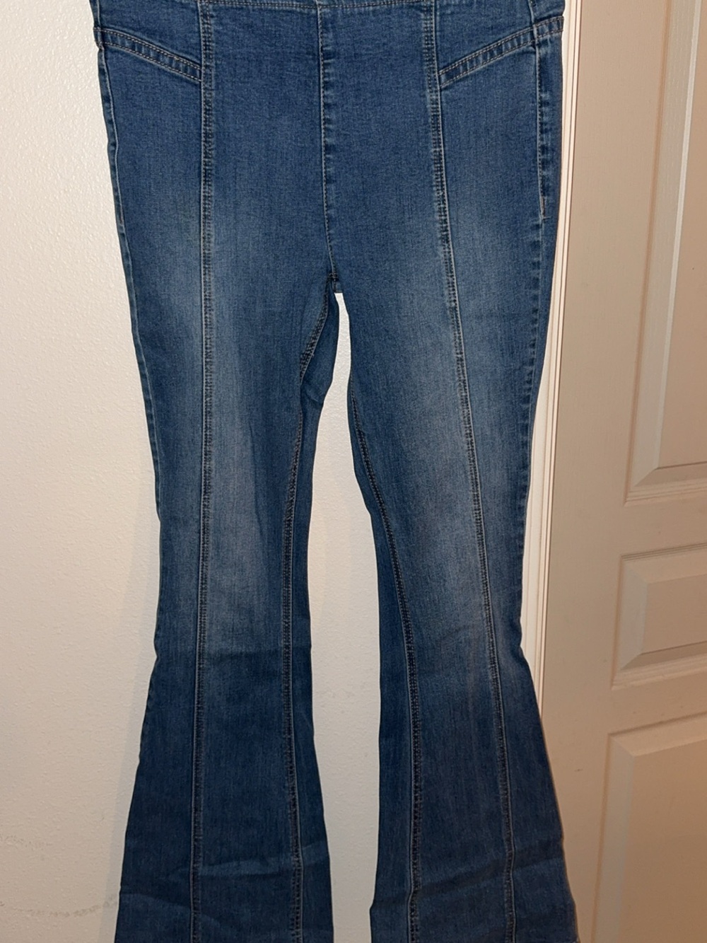 Rock & Roll Cowgirl Mid Blue Flare Jeans